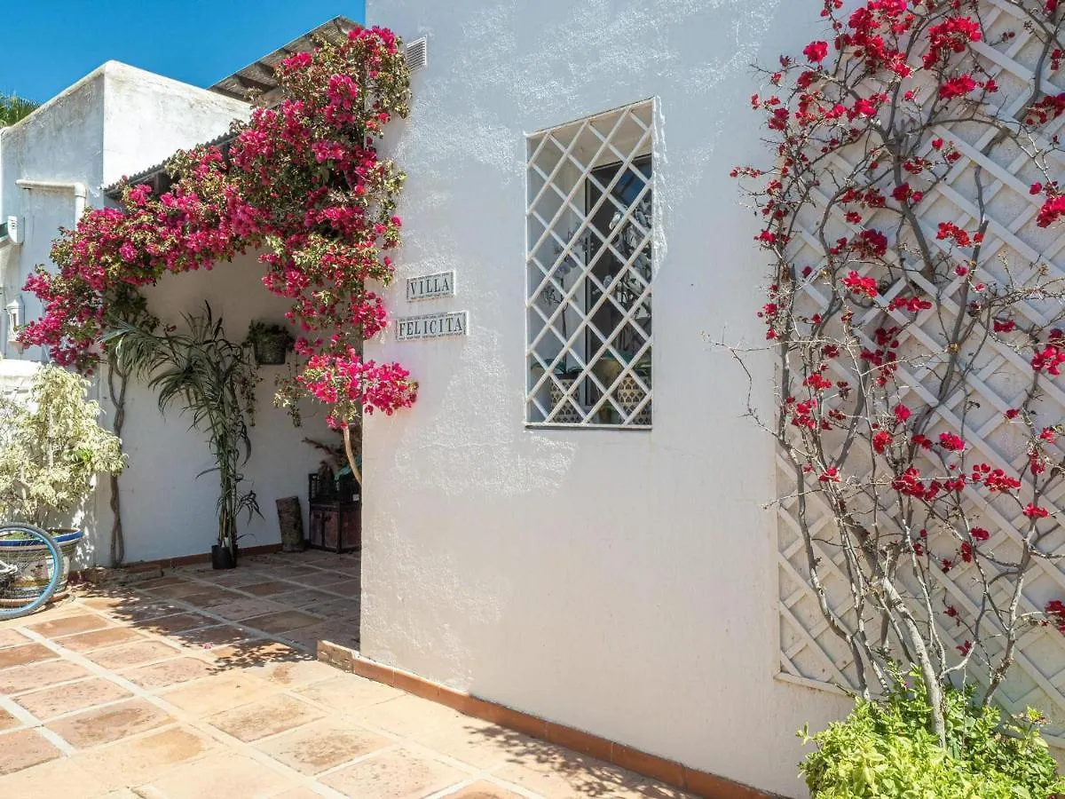 Andalusian Delight Family Villa With 3 Bedrooms With Amazing Mountains Views Marbella