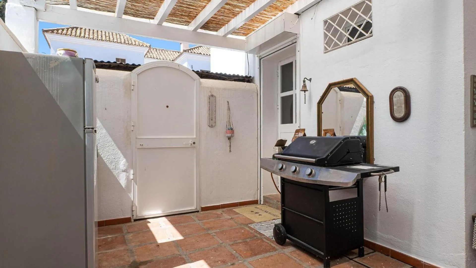 Andalusian Delight Family Villa With 3 Bedrooms With Amazing Mountains Views Marbella 0*,  Spain